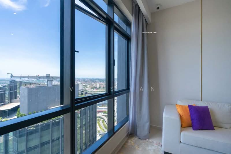 Servis Apartment untuk Disewa di Hill10 Residence @ i-City - Vitas Tan - Living Room - PropertyGuru.com.my