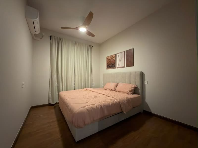 Service Residence for Sale at Country Garden Central Park - Nicholas . - Bedroom - PropertyGuru.com.my