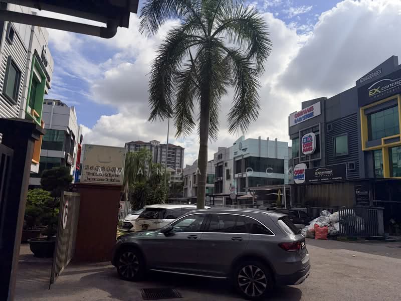 Kedai / Pejabat untuk Disewa di Bandar Puteri Puchong (Puchong) - Amanda Lock - Exterior - PropertyGuru.com.my