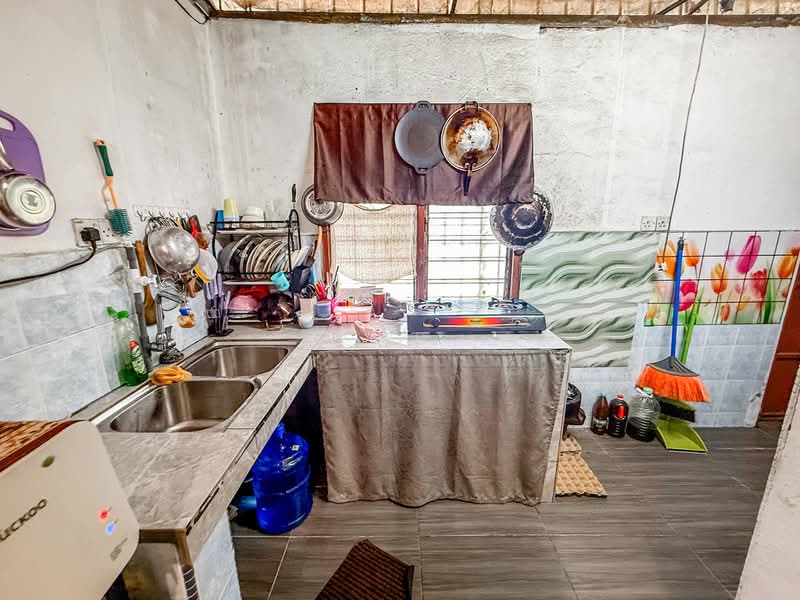 1-storey Terraced House for Sale in Kampung Dato Dagang (Klang) - Azmi . - PropertyGuru.com.my