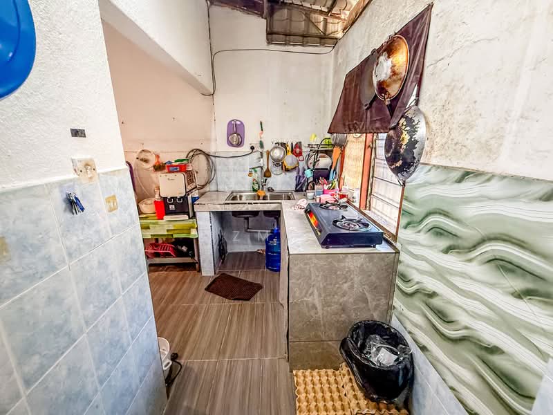 1-storey Terraced House for Sale in Kampung Dato Dagang (Klang) - Azmi . - PropertyGuru.com.my