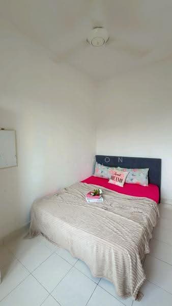 Condominium for Rent at Suriamas - Mak Hon Yean - Bedroom - PropertyGuru.com.my