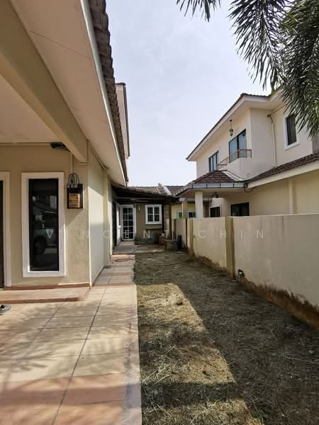 Rumah Berkembar untuk Disewa di Simpang Pulai (Perak) - Vincent Chin - Exterior - PropertyGuru.com.my