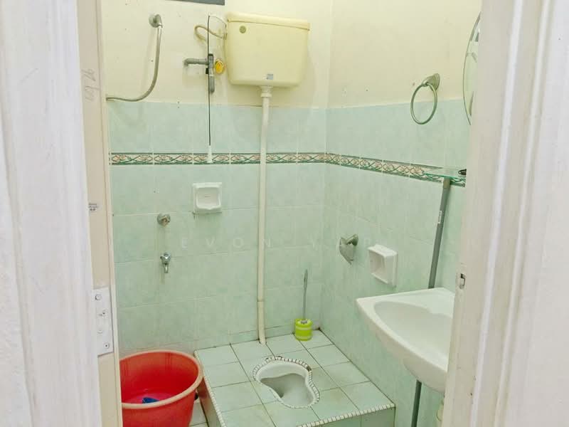 2-storey Terraced House for Sale in Taman Setia Indah (Tebrau) - Evon Yap - Bathroom - PropertyGuru.com.my