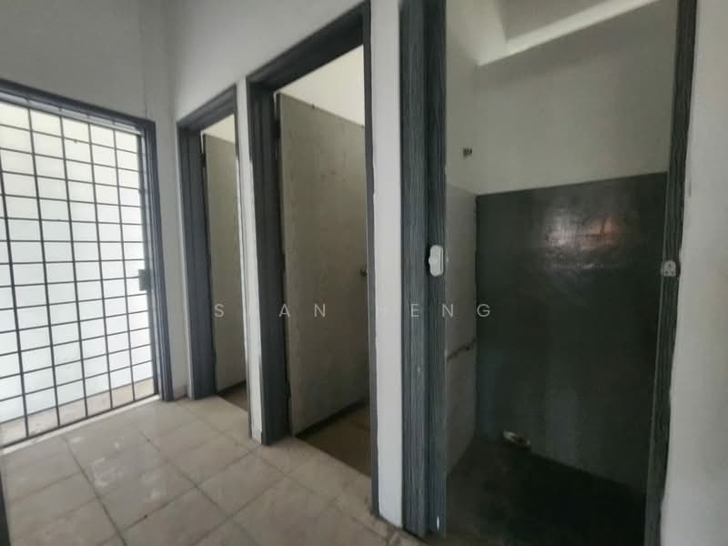 Shop / Office for Rent in Taman Inderawasih (Perai) - Sean Heng - Interior - PropertyGuru.com.my