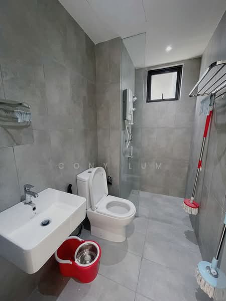 Servis Apartment untuk Disewa di Emerald 9 - Cony Lum - Bathroom - PropertyGuru.com.my
