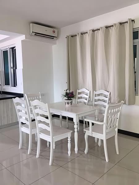 Kondominium untuk Disewa di Vertiq - Li Fang - Dining Room - PropertyGuru.com.my