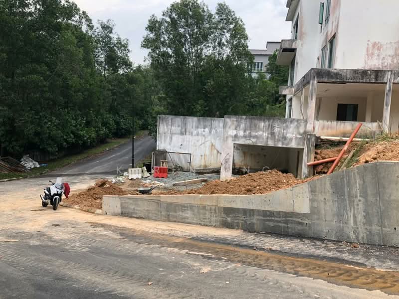Tanah Kediaman untuk Dijual di Seri Kembangan (Selangor) - Karen Ong - Exterior - PropertyGuru.com.my