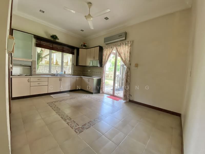 Banglo Pautan untuk Dijual di Tropicana (Petaling Jaya) - Caindy Wong - Kitchen - PropertyGuru.com.my