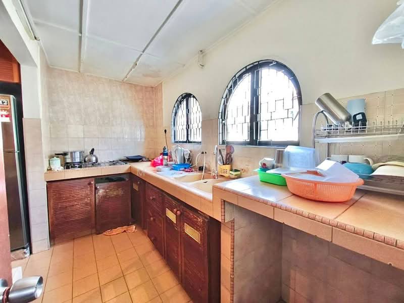 Rumah Teres 1 Tingkat untuk Dijual di Taman Tun Dr Ismail (Kuala Lumpur) - Muin Mn - Kitchen - PropertyGuru.com.my