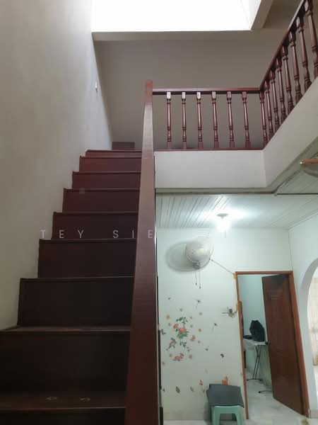 Rumah Teres 1.5 Tingkat untuk Dijual di Taman Sri Serdang (Seri Kembangan) - Tey Siew Zing - PropertyGuru.com.my
