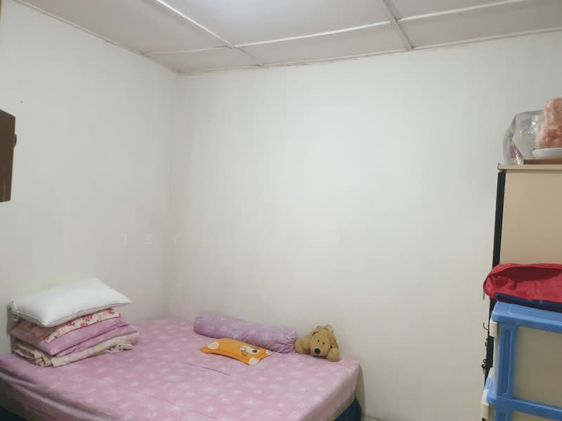 Rumah Teres 1.5 Tingkat untuk Dijual di Taman Sri Serdang (Seri Kembangan) - Tey Siew Zing - PropertyGuru.com.my