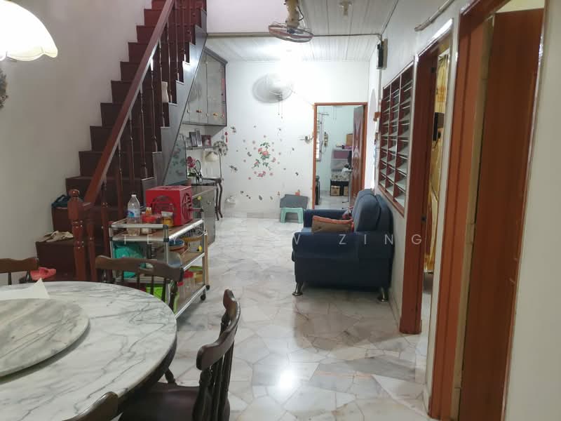 Rumah Teres 1.5 Tingkat untuk Dijual di Taman Sri Serdang (Seri Kembangan) - Tey Siew Zing - PropertyGuru.com.my