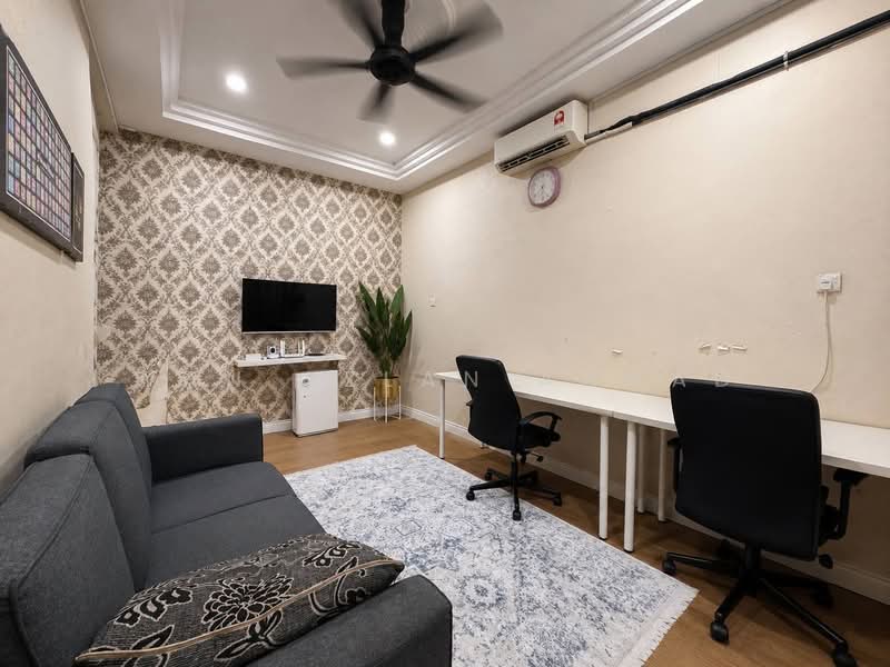 1-storey Terraced House for Sale in Seksyen 30 (Shah Alam) - Wan Azlan Ahmad - PropertyGuru.com.my
