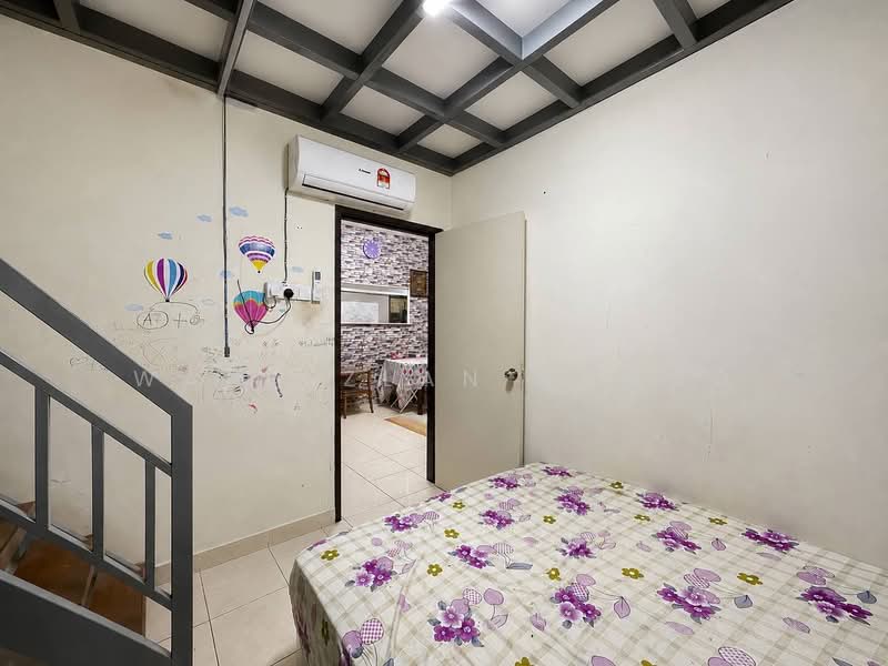 1-storey Terraced House for Sale in Seksyen 30 (Shah Alam) - Wan Azlan Ahmad - PropertyGuru.com.my