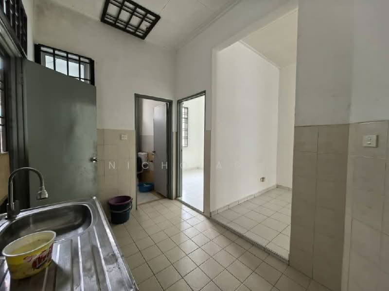 1-storey Terraced House for Sale in Taman Pulai Jaya (Kulai) - Nicholas . - Kitchen - PropertyGuru.com.my