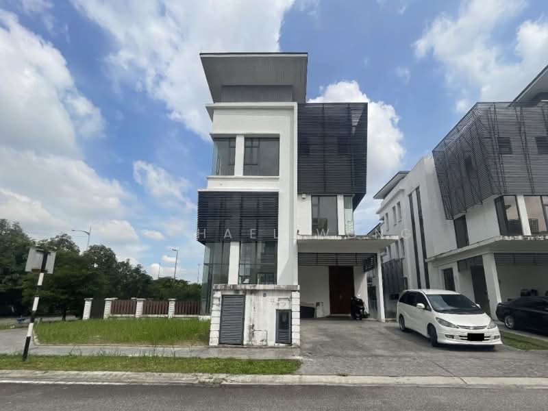Semi-Detached House for Sale in Residence 33 (Shah Alam) - Michael Wong - Exterior - PropertyGuru.com.my