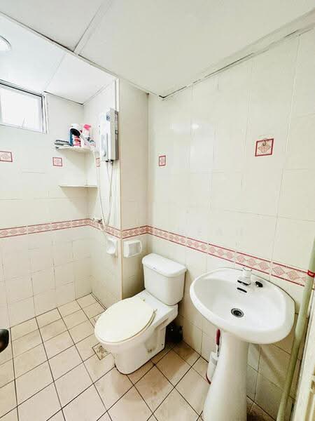 Kondominium untuk Disewa di Villa Emas - Joey Cheah - Bathroom - PropertyGuru.com.my