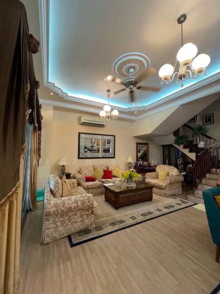 Rumah Teres 2 Tingkat untuk Dijual di Seksyen 1 Bandar Baru Bangi (Bandar Baru Bangi) - Affan Syahir - Living Room - PropertyGuru.com.my