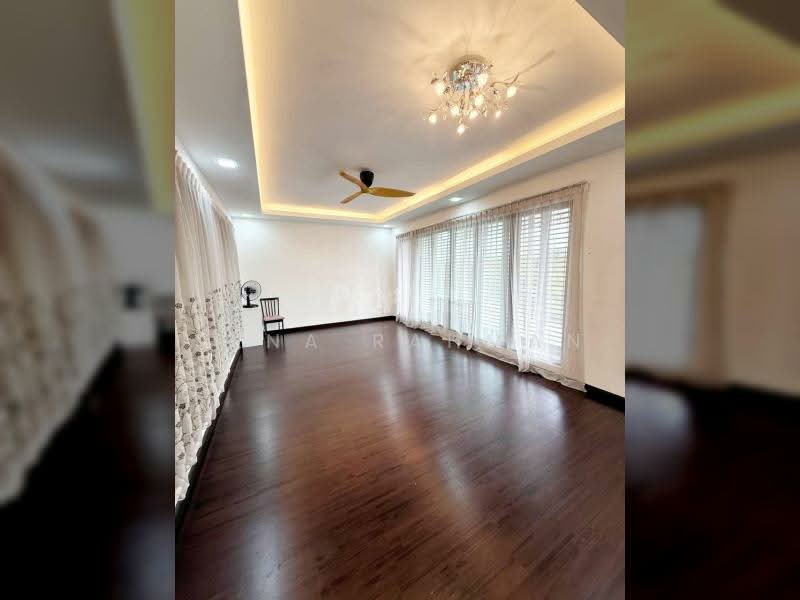 2-storey Terraced House for Sale in Shah Alam (Selangor) - Rena Rahman - Living Room - PropertyGuru.com.my