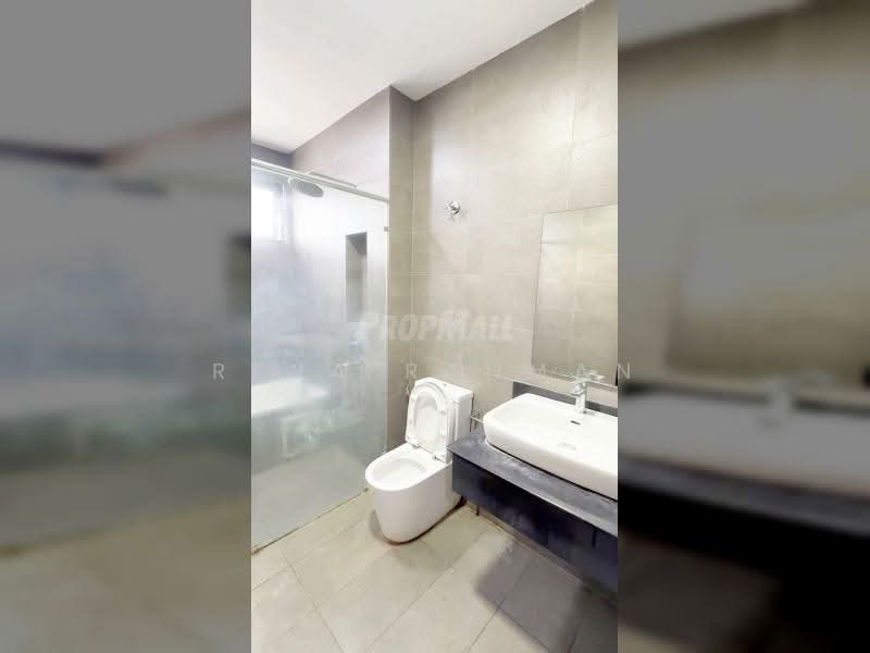 2-storey Terraced House for Sale in Shah Alam (Selangor) - Rena Rahman - Bathroom - PropertyGuru.com.my