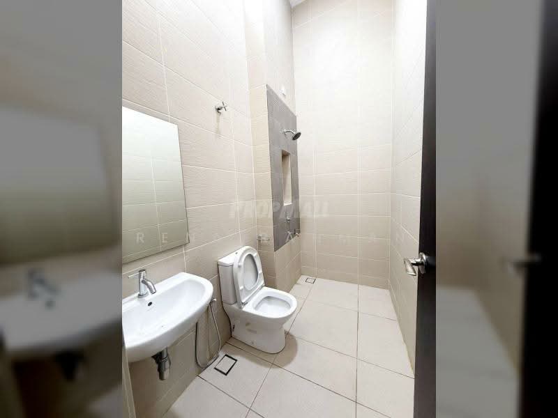 2-storey Terraced House for Sale in Shah Alam (Selangor) - Rena Rahman - Bathroom - PropertyGuru.com.my