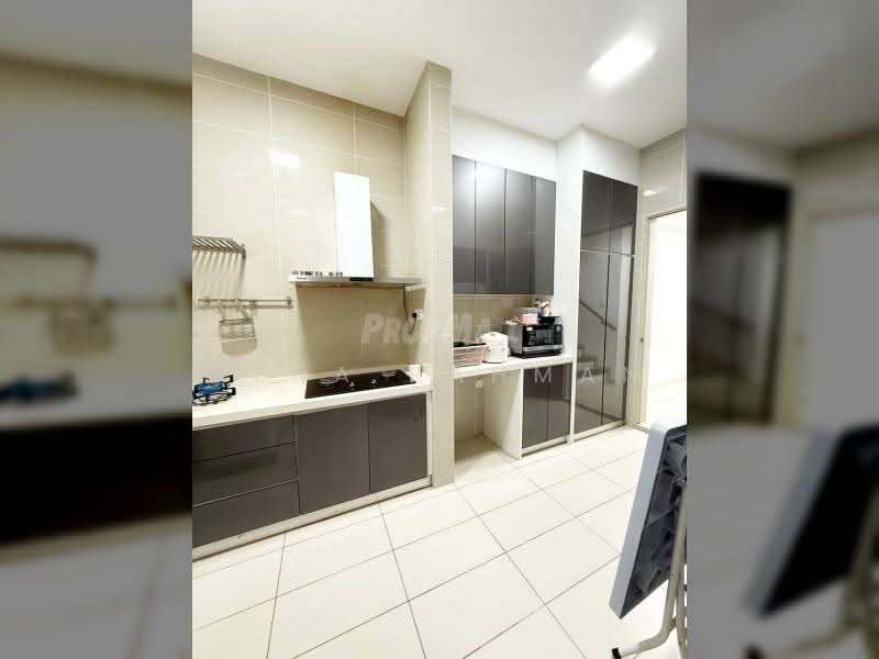 2-storey Terraced House for Sale in Shah Alam (Selangor) - Rena Rahman - Kitchen - PropertyGuru.com.my