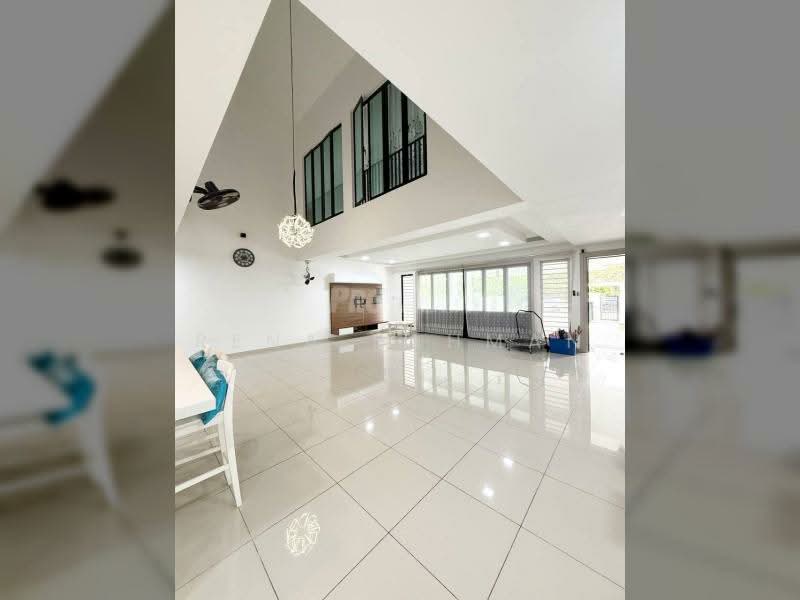 2-storey Terraced House for Sale in Shah Alam (Selangor) - Rena Rahman - Living Room - PropertyGuru.com.my