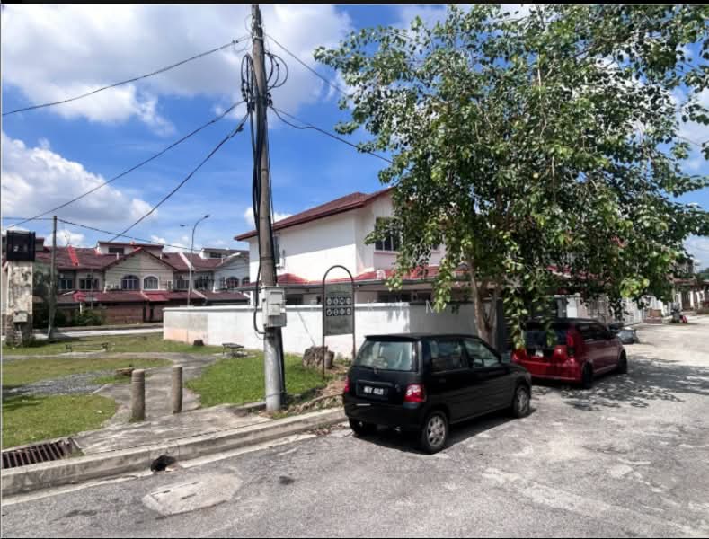 Terraced House for Sale in Taman Puchong Hartamas (Puchong) - Bee Kim - Exterior - PropertyGuru.com.my