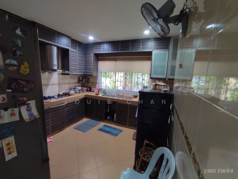 2-storey Terraced House for Sale in Bandar Puteri Klang (Klang) - Louis Chan - Kitchen - PropertyGuru.com.my
