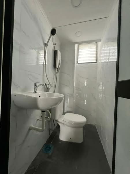 Pangsapuri untuk Disewa di SD Apartments II - ZE KEE CHIN - Bathroom - PropertyGuru.com.my