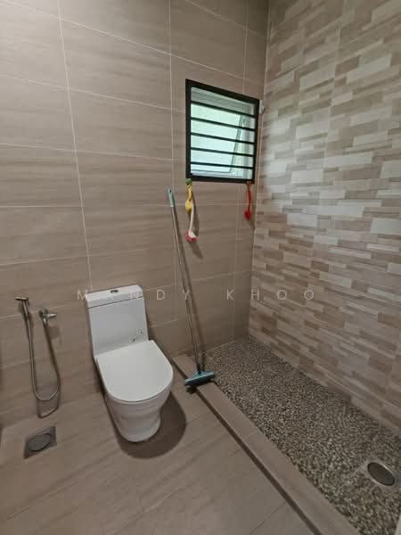 Pangsapuri untuk Dijual di Bukit Mas Apartment - Mandy Khoo - Bathroom - PropertyGuru.com.my