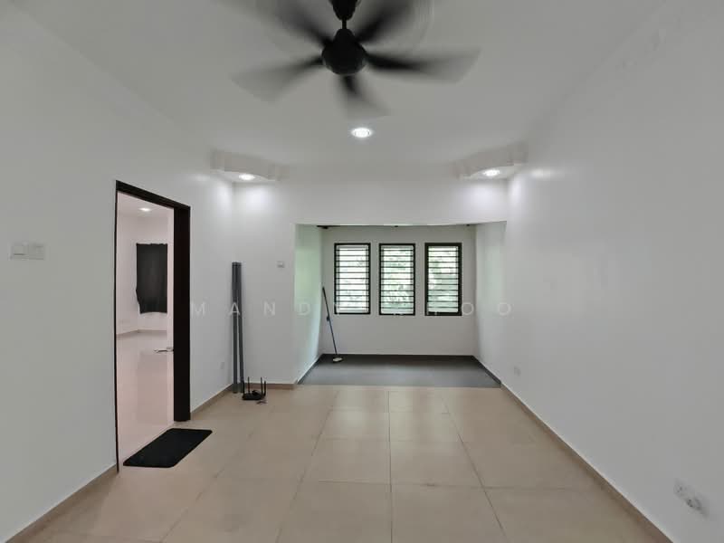 Pangsapuri untuk Dijual di Bukit Mas Apartment - Mandy Khoo - Living Room - PropertyGuru.com.my