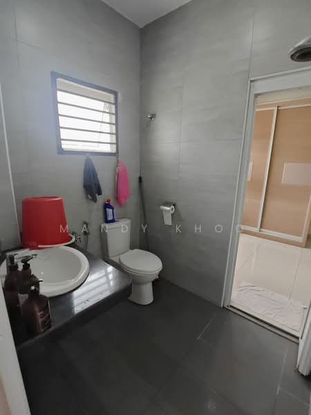 Pangsapuri untuk Dijual di Bukit Mas Apartment - Mandy Khoo - Bathroom - PropertyGuru.com.my