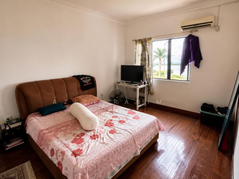 Condominium for Sale at Cyber Heights Villa - Azizirrahim . - Bedroom - PropertyGuru.com.my