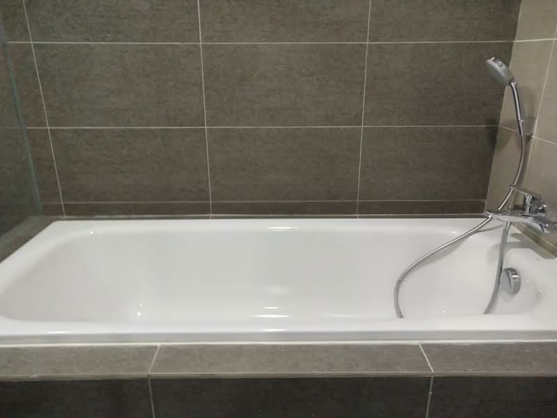 Condominium for Rent at Iskandar Residences - Suny Sior - Bathroom - PropertyGuru.com.my