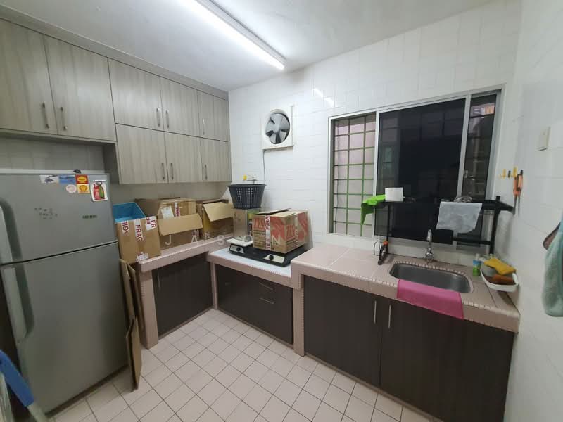 Pangsapuri untuk Dijual di Pandan Terrace Apartment - Jason Tan - Kitchen - PropertyGuru.com.my