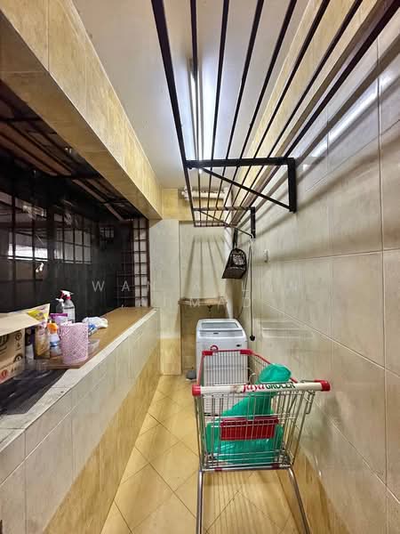 Pangsapuri untuk Dijual di Abdullah Hukum Apartment - Wan Azlan Ahmad - PropertyGuru.com.my