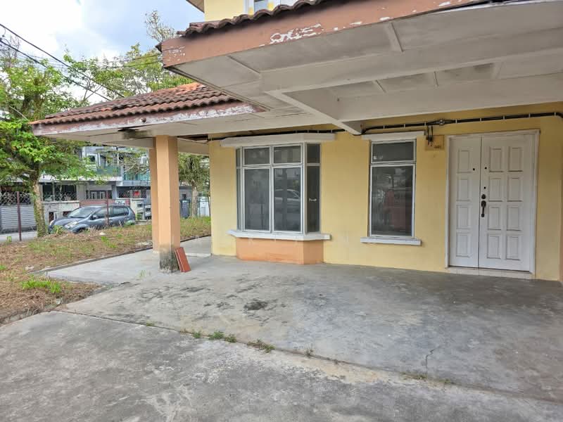 2-storey Terraced House for Sale in Bandar Mahkota Cheras (Cheras) - Jackie Ng - Exterior - PropertyGuru.com.my