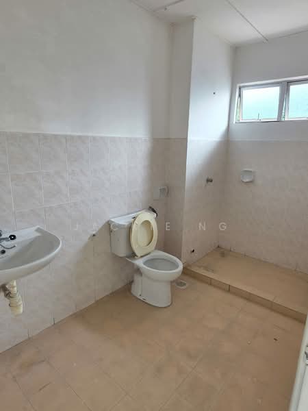 2-storey Terraced House for Sale in Bandar Mahkota Cheras (Cheras) - Jackie Ng - Bathroom - PropertyGuru.com.my