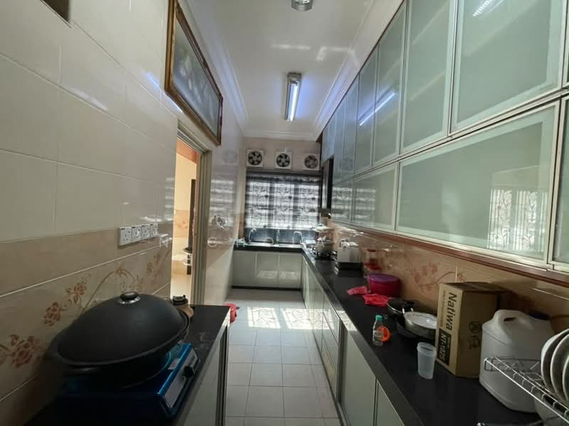 2-storey Terraced House for Sale in Taman Impian Emas (Skudai) - Nicholas . - Kitchen - PropertyGuru.com.my