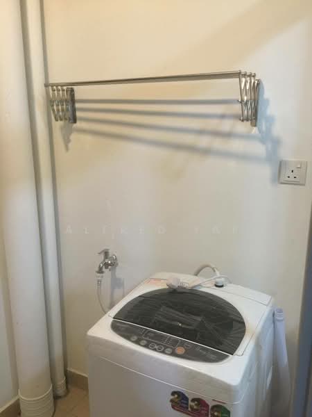 Servis Apartment untuk Disewa di Pangsapuri Tanah Emas (Golden Sands) - Alfred Yap - Interior - PropertyGuru.com.my