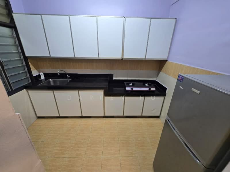 Apartment for Rent at Indah Court Apartment - Darren Ho - Kitchen - PropertyGuru.com.my