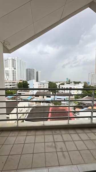 Pangsapuri untuk Dijual di Villa Batu Bukit - Ms Chang - PropertyGuru.com.my