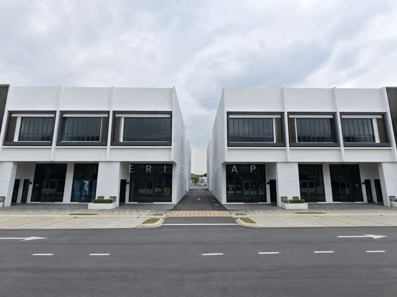 Kedai / Pejabat untuk Disewa di Setia Alam (Selangor) - Eric Yap - Exterior - PropertyGuru.com.my