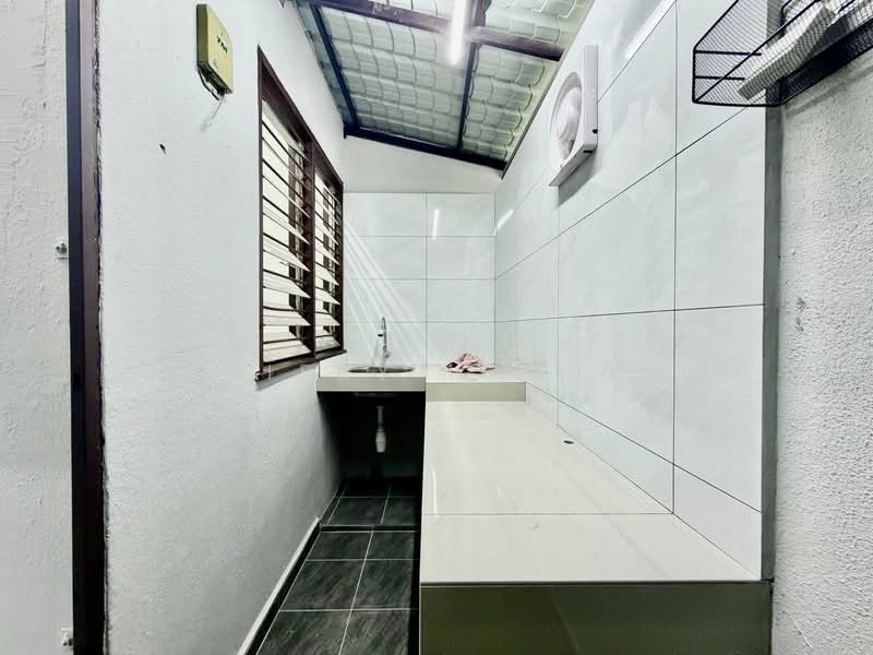 Rumah Teres 2 Tingkat untuk Disewa di Batu Caves (Selangor) - Shaziery Iskandar - Interior - PropertyGuru.com.my