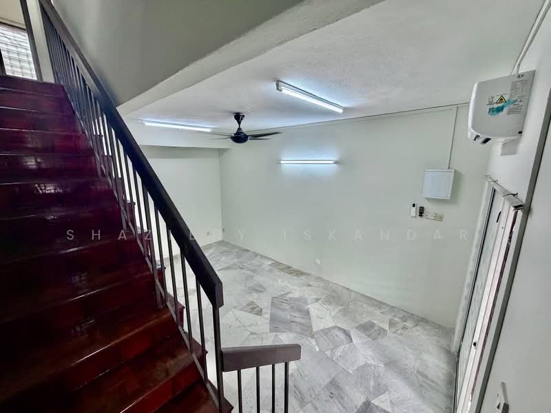 Rumah Teres 2 Tingkat untuk Disewa di Batu Caves (Selangor) - Shaziery Iskandar - PropertyGuru.com.my