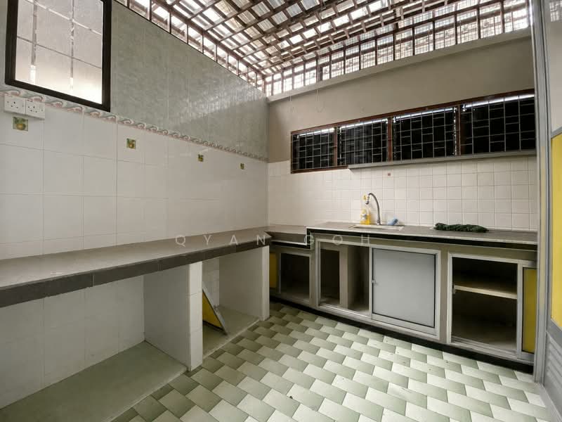 1-storey Terraced House for Sale in Taman Jelutong (Jelutong) - Qyan Goh - Kitchen - PropertyGuru.com.my