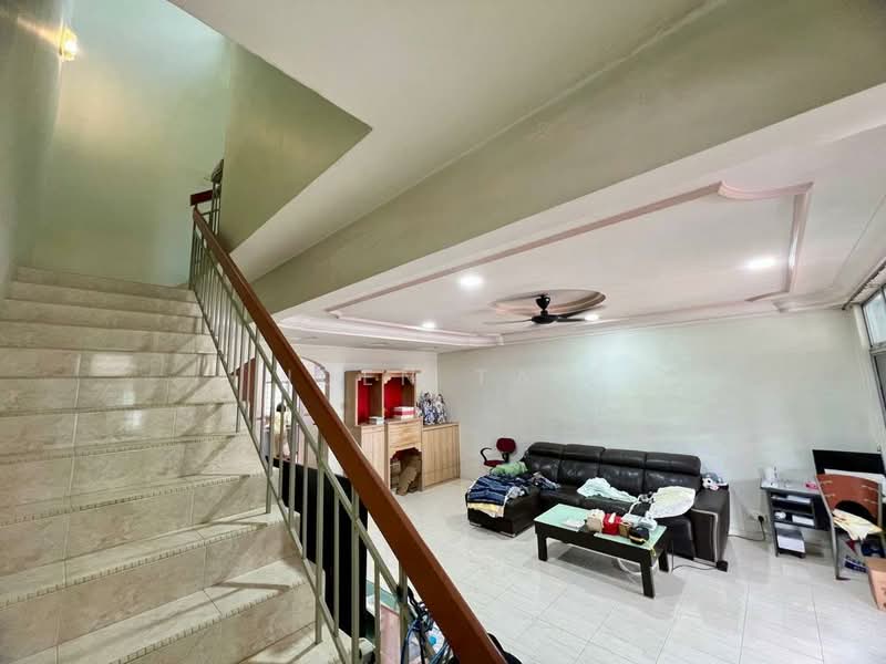 2-storey Terraced House for Sale in Bukit Indah (Iskandar Puteri (Nusajaya)) - Iden Tan - Living Room - PropertyGuru.com.my
