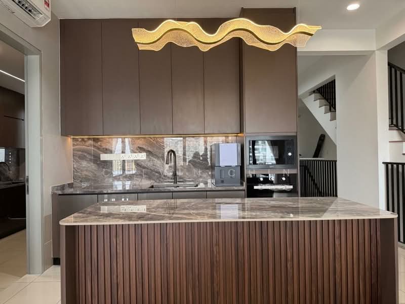 Rumah Teres 3 Tingkat untuk Disewa di Taman Melawati (Ulu Kelang) - calvin Chin - Kitchen - PropertyGuru.com.my